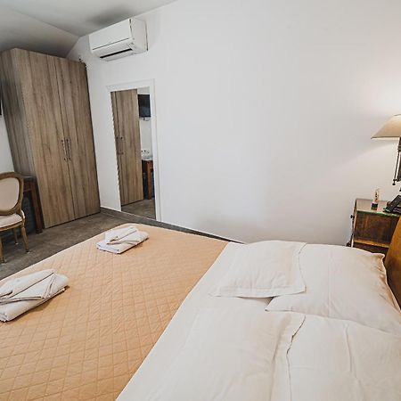 Downtown Luxury Apartments With Hot Tub Водице Номер фото